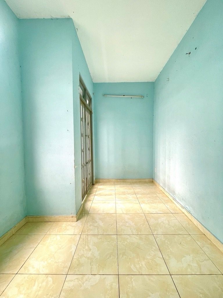 Nhà riêng 2 tầng Bùi Đình Túy 45m2 - vuông vức không lỗi - gần hẻn xe hơi - 6.28 tỷ